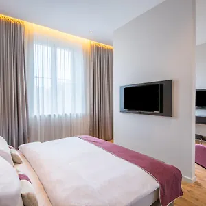 https://crowne-plaza-potsdamer-platz.find-berlin-hotels.com